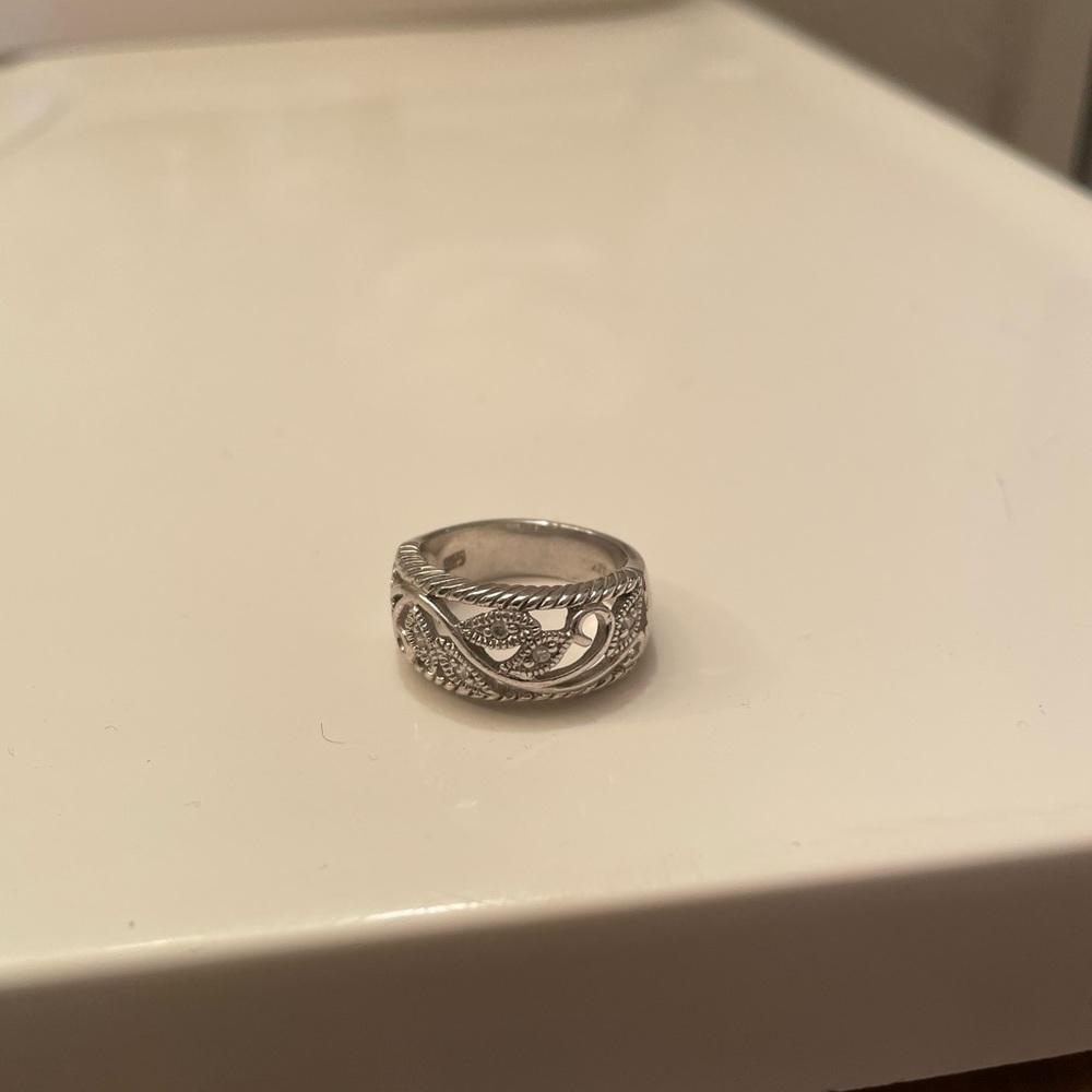 Silver ring - Picture 3 of 6